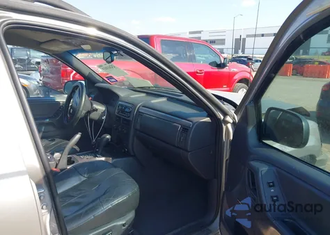 2001 Jeep Grand Cherokee Laredo z USA, uszkodzony, nr VIN 1J4GW48S41C611508